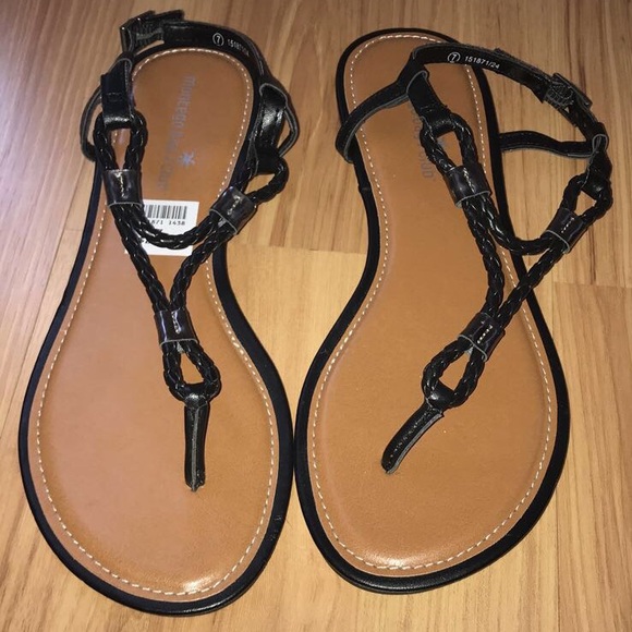 Sandals - Picture 2 of 3